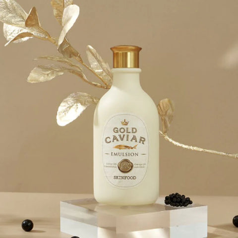 Emulsie cu caviar si aur pentru piele uscata si imbatranita, SkinFood, 145 ml