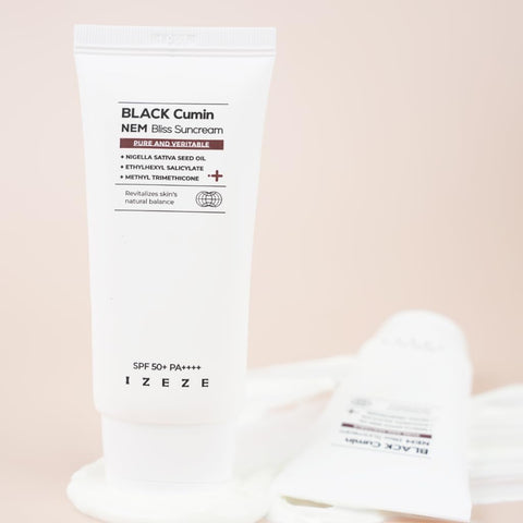 Crema cu protectie solara SPF 50+ PA++++ cu ulei de Chimen Negru, Niacinamide si unt de Shea, Black Cumin NEM, IZEZE, 50 ml