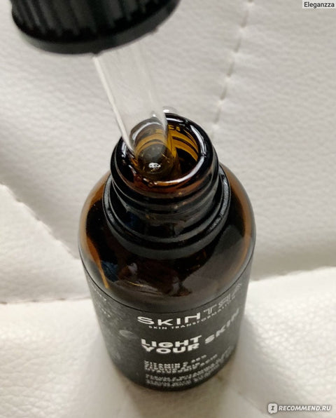 Serum cu Vitamina C 20%, Acid Ferulic, Vitamina E si Hyaluronic Acid, SkinTra, 30 ml