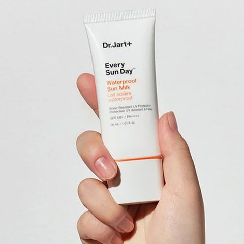 Lapte de corp SPF 50+ / PA++++, rezistent la apă, Dr.Jart+, 30 ml